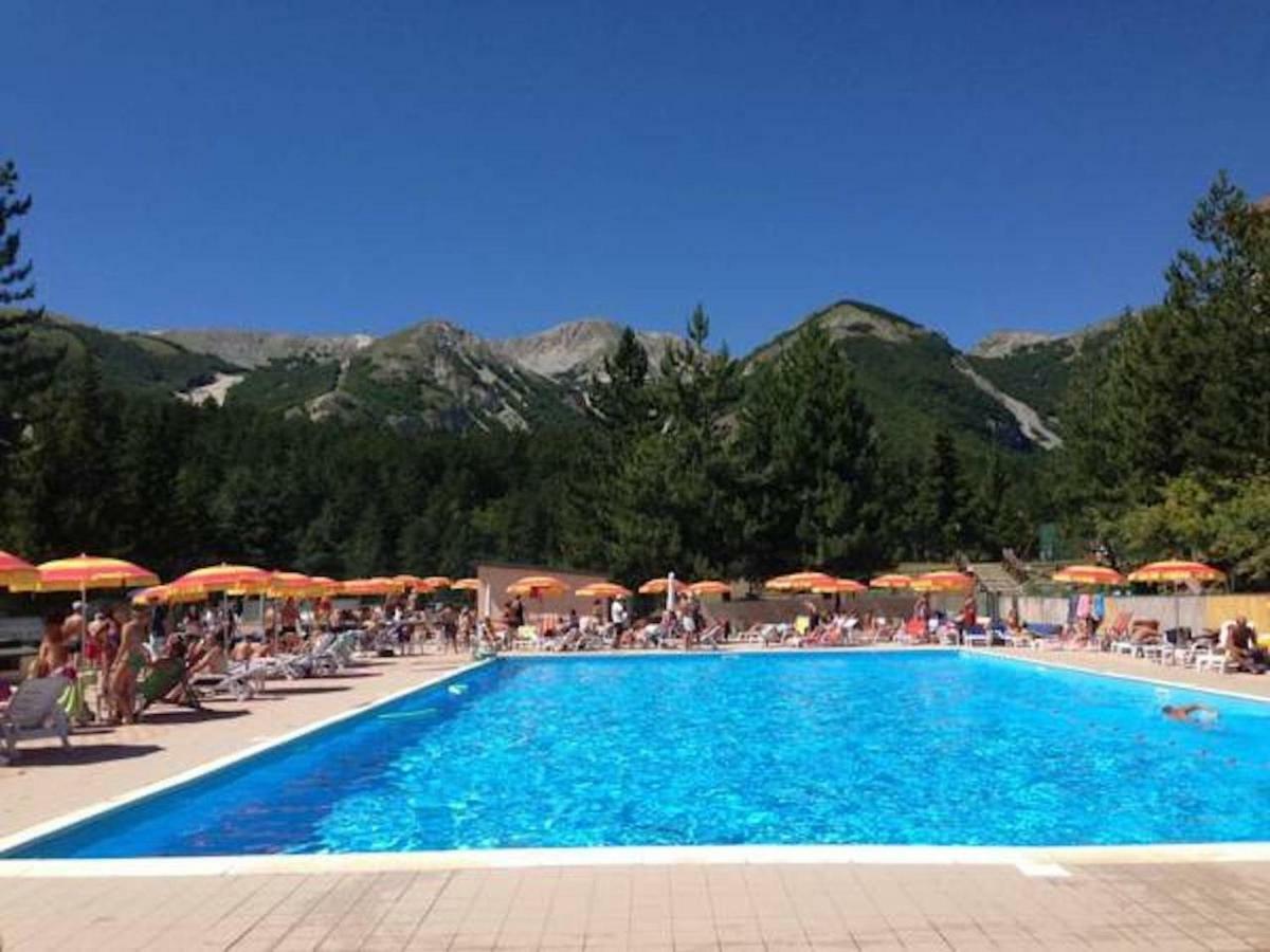Residence Altair Via Roma 13 Овиндоли Экстерьер фото